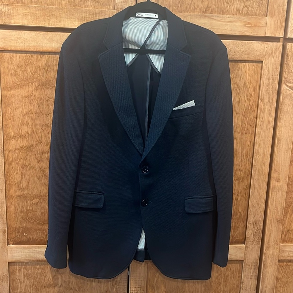 Zara Men’s Navy Blue Blazer NWOT